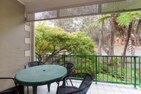 Carindale, 2 19-23 Dowling Street - First floor unit with air con, complex pool and tennis court, Nelson Bay